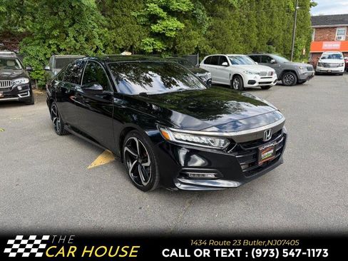Used 2019 Honda Accord Sport image 9