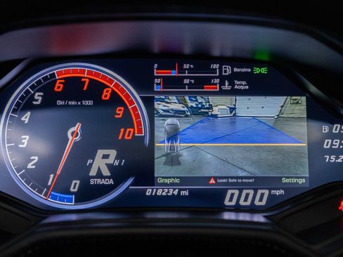 Used 2017 Lamborghini Huracan LP 580-2 RWD image 45