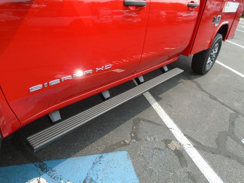 New 2025 GMC Sierra 3500 Pro w/ Convenience Package image 15