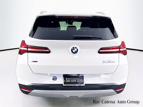 Used 2026 BMW X3 xDrive30 w/ Premium Package image 6