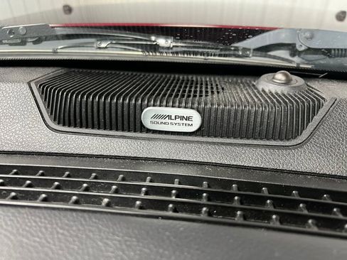 Used 2017 RAM 1500 Laramie w/ Convenience Group image 16