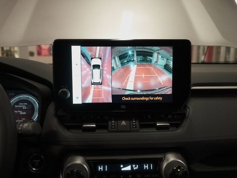 Used 2025 Toyota RAV4 XSE w/ Advanced Technology Package image 24