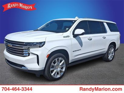 Used 2024 Chevrolet Suburban High Country w/ Premium Package 2