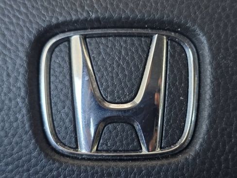 Used 2024 Honda HR-V LX image 11