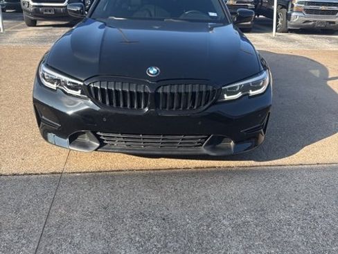 Used 2020 BMW 330i Sedan w/ Convenience Package image 2