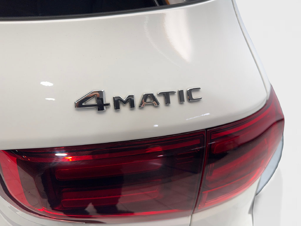 Used 2025 Mercedes-Benz GLB 250 4MATIC image 25