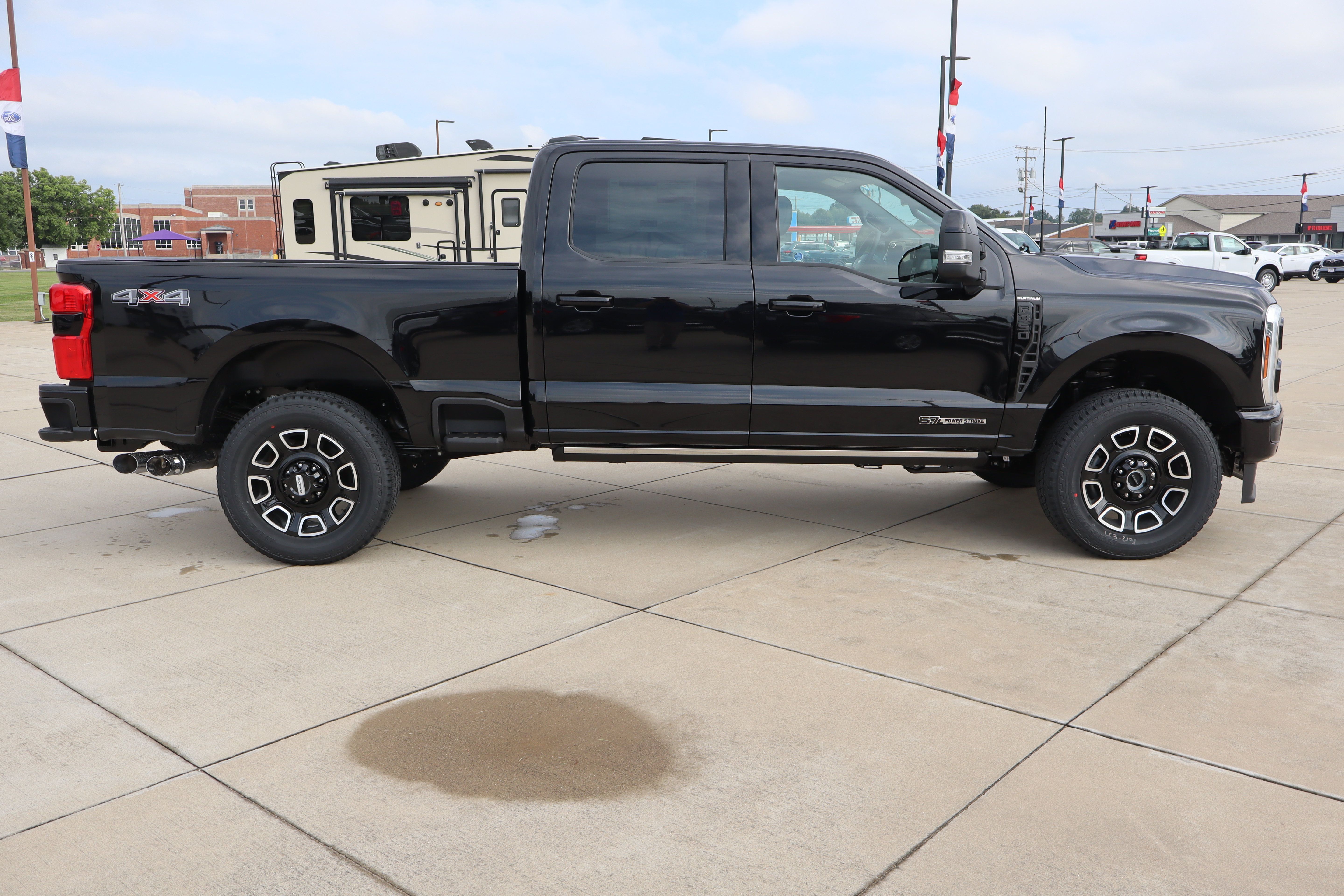 New 2026 Ford F350 Platinum AWD/4WD image 4
