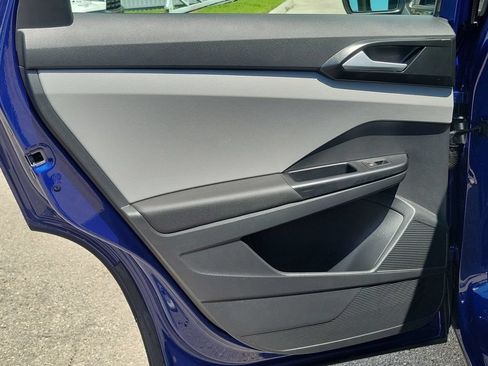 Certified 2023 Volkswagen Taos S FWD image 17