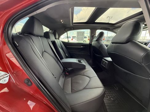 Used 2022 Toyota Camry XSE image 33