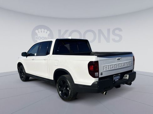 Used 2024 Honda Ridgeline Black Edition image 4