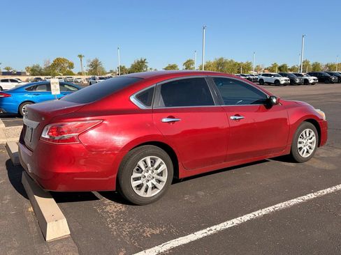 Used 2013 Nissan Altima 2.5 S FWD image 6