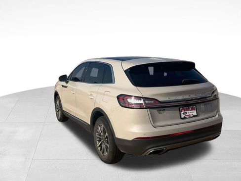 Used 2019 Lincoln Nautilus Select AWD/4WD image 8