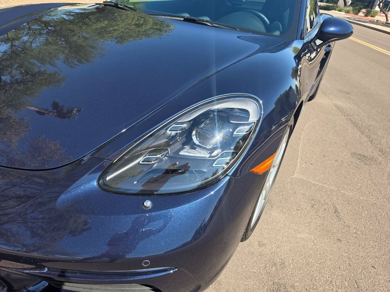 Used 2018 Porsche 718 Cayman RWD image 13