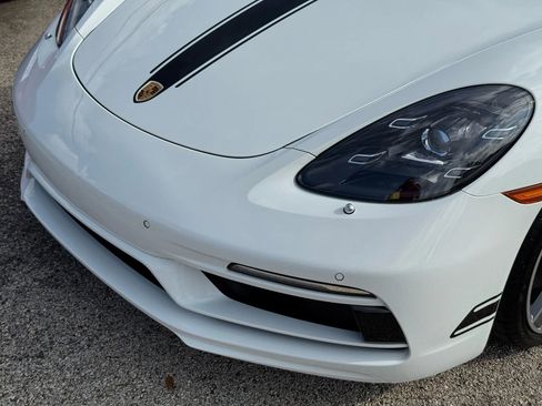 Used 2024 Porsche 718 Boxster w/ Sportdesign Package image 20