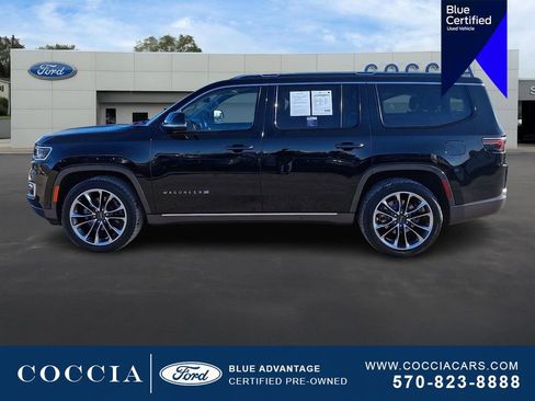 Used 2022 Jeep Wagoneer Series III w/ Premium Group I image 7