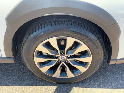 Used 2024 Subaru Outback Touring XT image 8