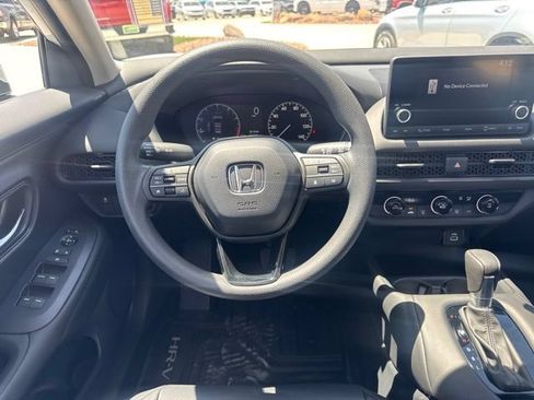Used 2025 Honda HR-V LX image 14