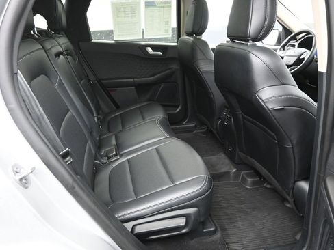 Used 2020 Ford Escape SE Sport image 8