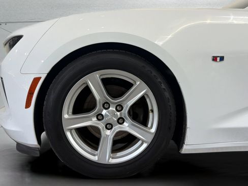 Used 2016 Chevrolet Camaro LT RWD image 36