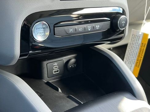 New 2024 Ford Escape SE w/ PHEV Premium Package FWD image 27