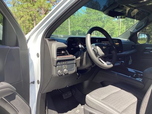 New 2026 Chevrolet Tahoe LS RWD image 12