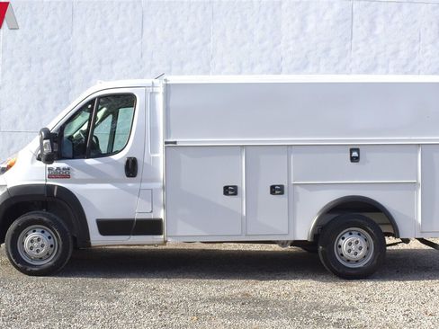 Used 2022 RAM ProMaster 3500 w/ Convenience Group FWD image 9