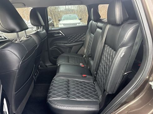 Used 2022 Mitsubishi Outlander SEL image 14