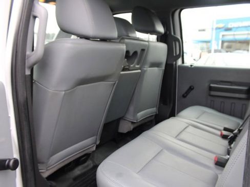 Used 2012 Ford F250 XL w/ Skid Plate Pkg image 25