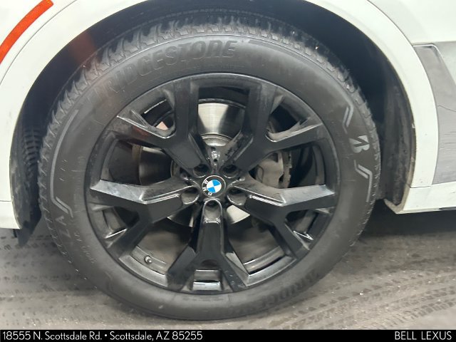 Used 2021 BMW X7 xDrive40i w/ Premium Package AWD/4WD image 9