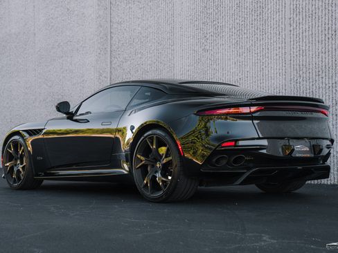 Used 2019 Aston Martin DBS Superleggera RWD image 26