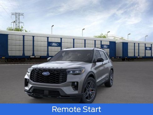 New 2026 Ford Explorer ST-Line image 2