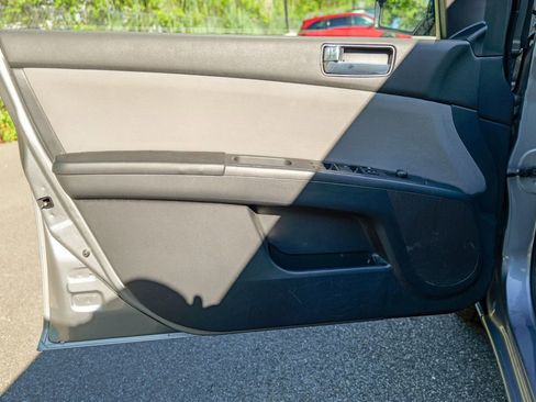 Used 2010 Nissan Sentra 2.0 S FWD image 4