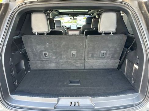 Certified 2022 Ford Expedition Limited image 17