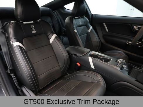 Used 2022 Ford Mustang Shelby GT500 w/ Technology Package image 12