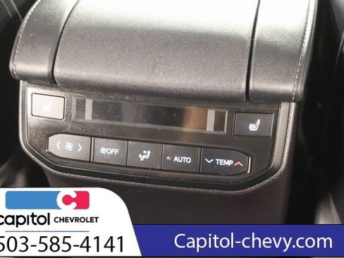 Used 2021 Toyota Highlander Platinum AWD/4WD image 34