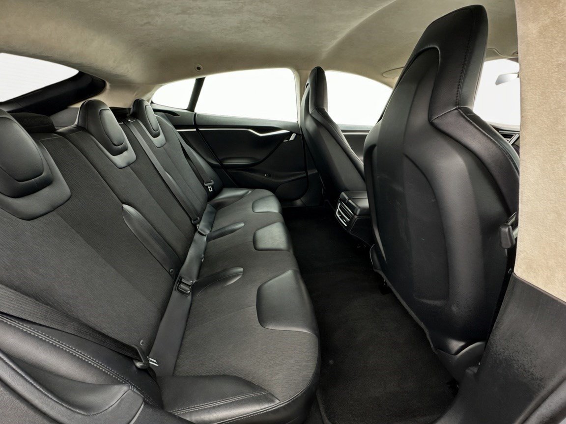 Used 2014 Tesla Model S P85 RWD image 17