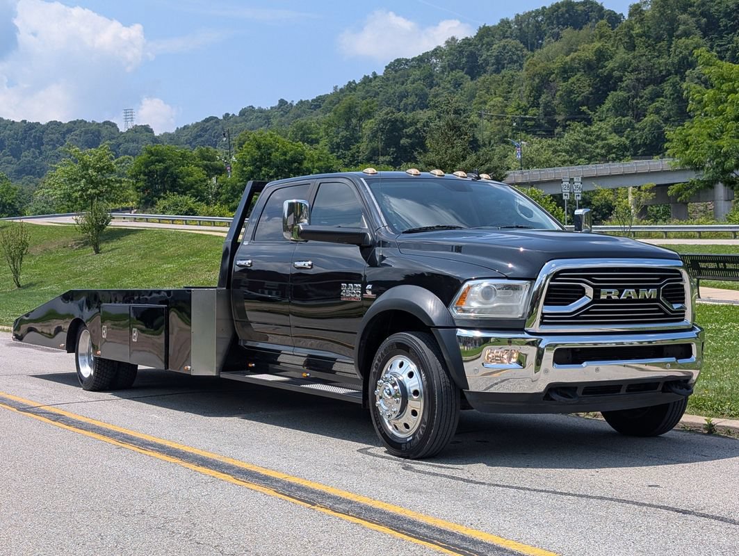 Used 2016 RAM 4500 Laramie AWD/4WD image 3