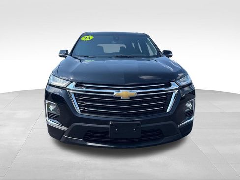 Used 2023 Chevrolet Traverse LT FWD image 9