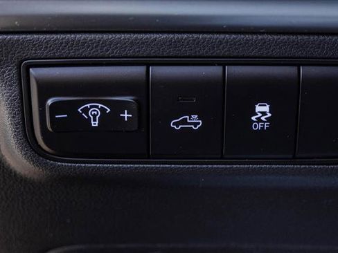 Certified 2025 Hyundai Santa Cruz SEL image 13