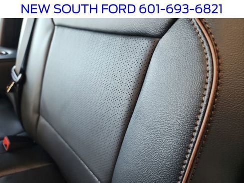 New 2025 Ford F250 Lariat w/ Lariat Ultimate Package image 34