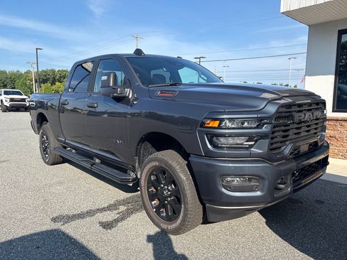 Used 2025 RAM 2500 Big Horn AWD/4WD image 11