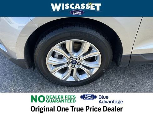 Certified 2022 Ford Edge Titanium AWD/4WD image 30