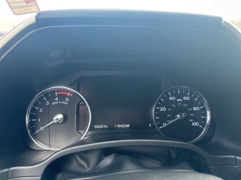 Used 2021 Ford F350 Lariat image 12