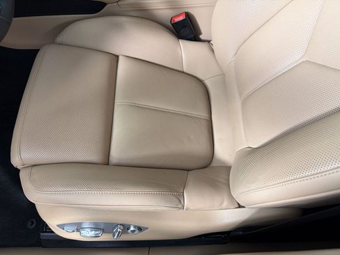 Certified 2024 Porsche Macan AWD/4WD image 15