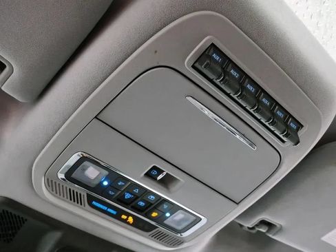Used 2024 Ford F250 Limited w/ FX4 Off-Road Package AWD/4WD image 39