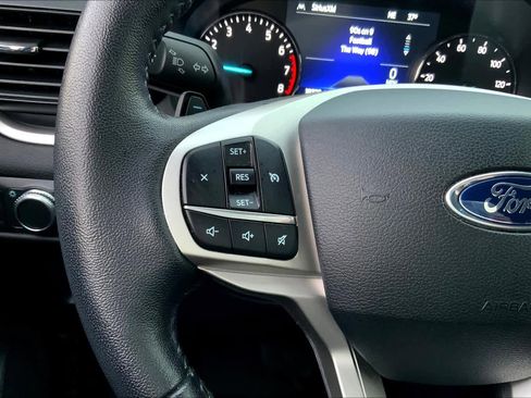 Used 2021 Ford Explorer XLT w/ Class III Trailer Tow Package image 24