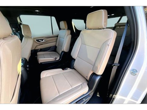 Used 2024 Chevrolet Tahoe Premier w/ Premium Package 2 image 22