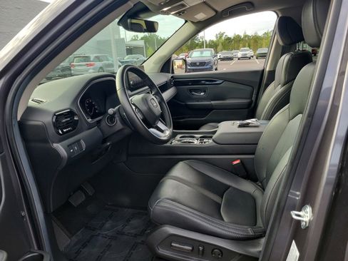 Used 2025 Honda Pilot EX-L image 15