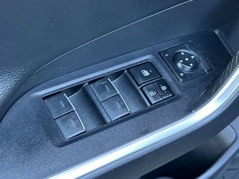 Used 2022 Toyota RAV4 Limited AWD/4WD image 13
