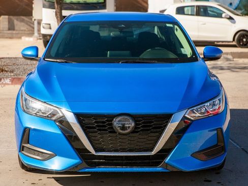 Used 2021 Nissan Sentra SV image 3